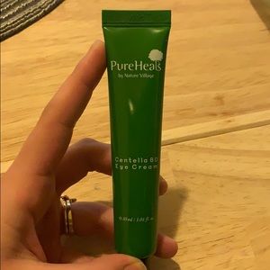 PureHeals Eye Cream